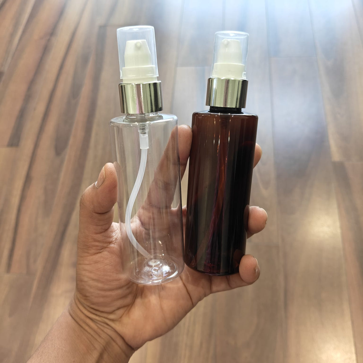 100ml Sleek PET Bottle with Gold/Silver Serum Pump