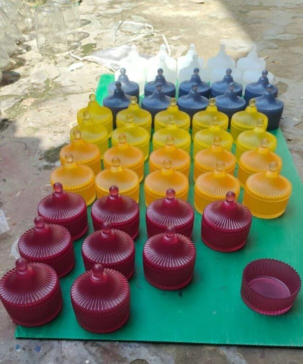 Gol Line Candy Candle Jar (Multiple Colors)- 200ml