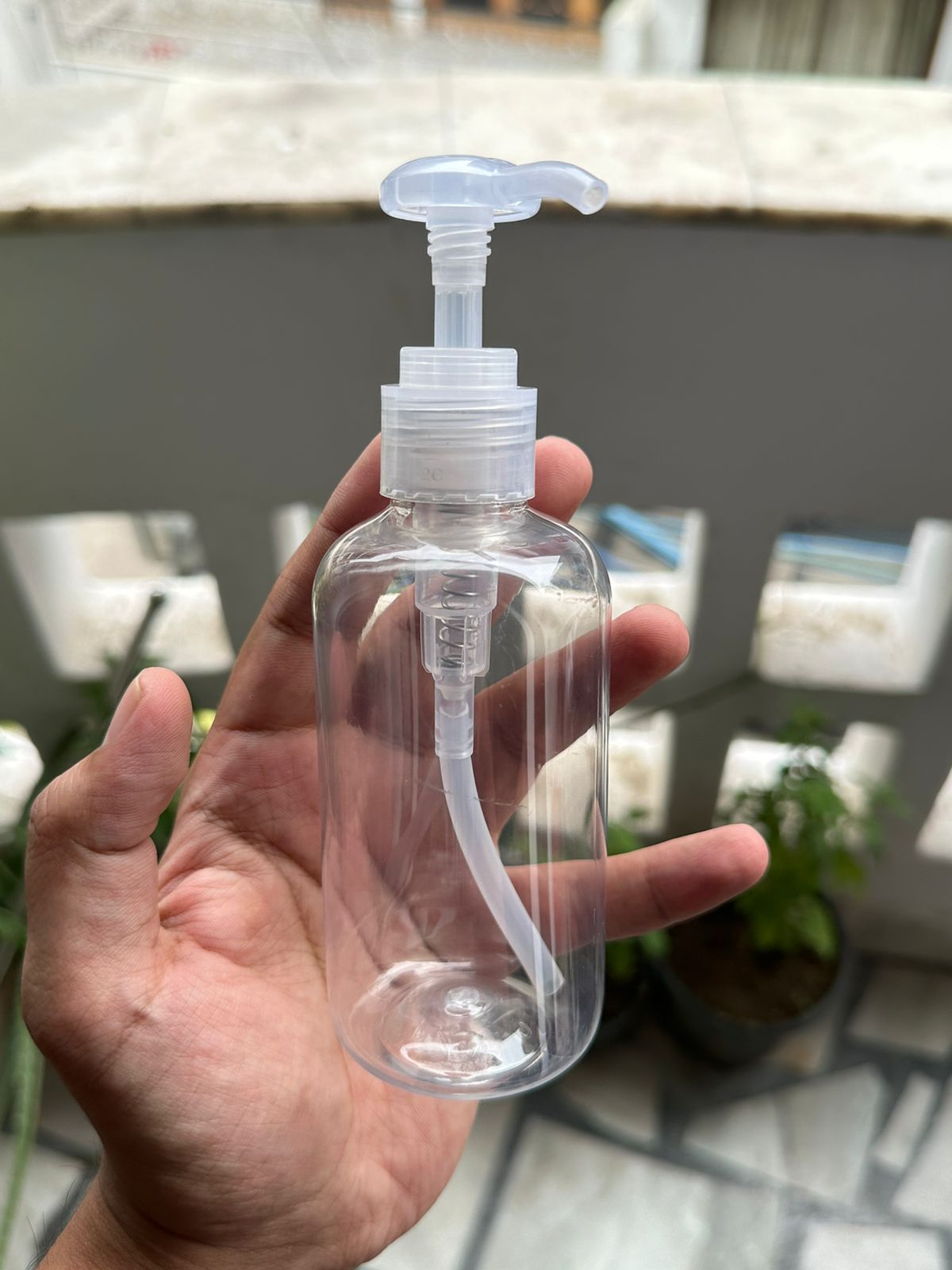 Clear Pet Round Bottle + Clear Dispenser Pump