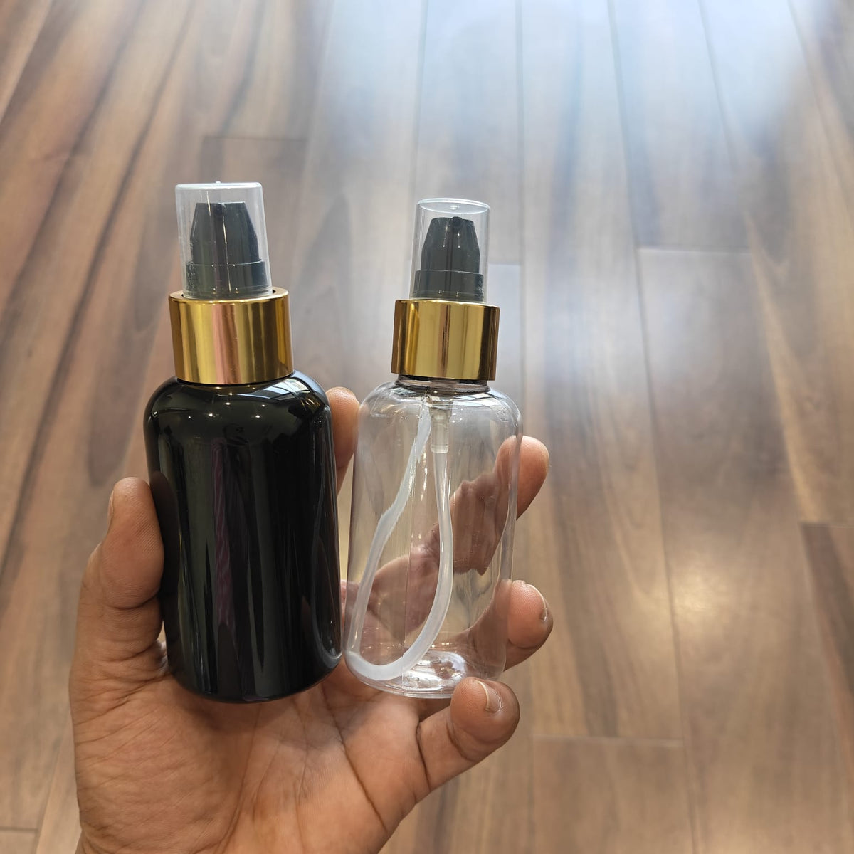 100ml Short Boston PET Bottle with Gold/Silver Neck Serum Pump