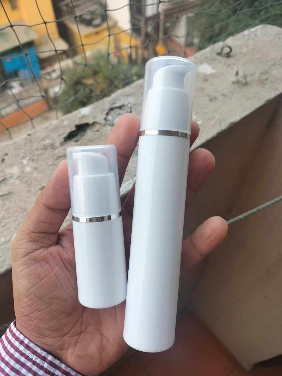 15ml/ 50ml Silver Lining White PP Sleek Airless Pump Bottle