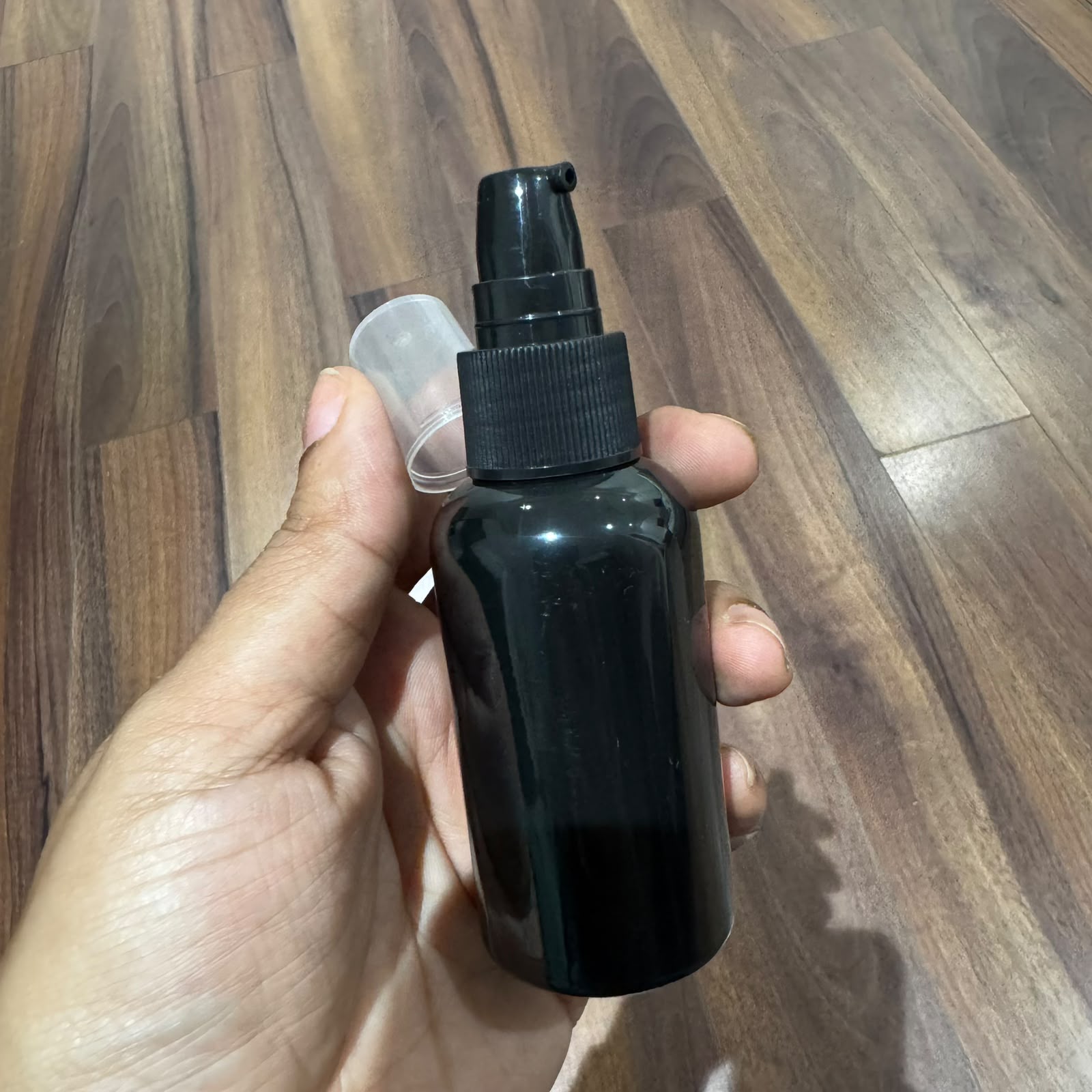 60ml Short Boston PET Bottle | Ribbed Serum Pump | Black