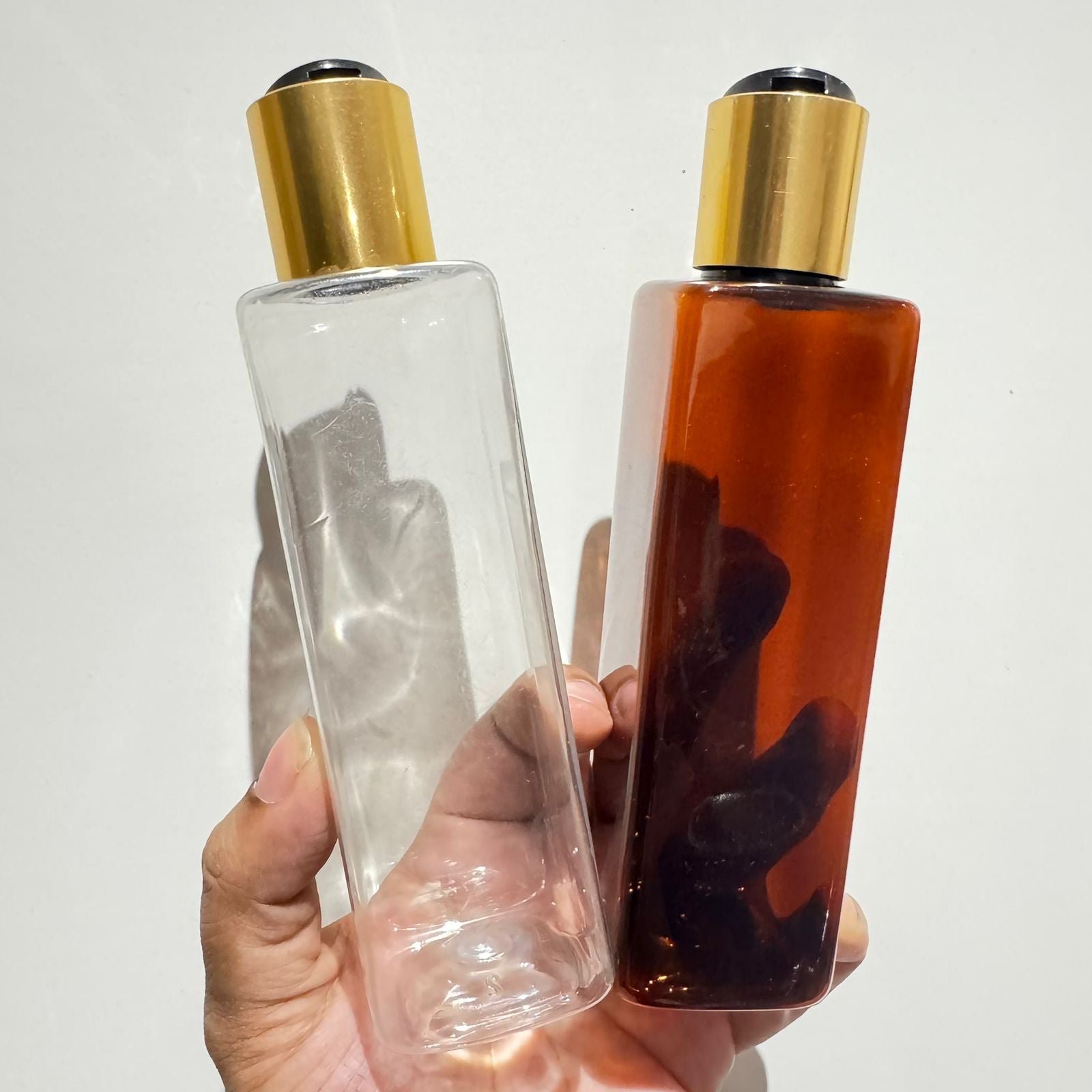 Cosmetic CZS Square Pet Bottle with Gold Disc Cap - (200ml)