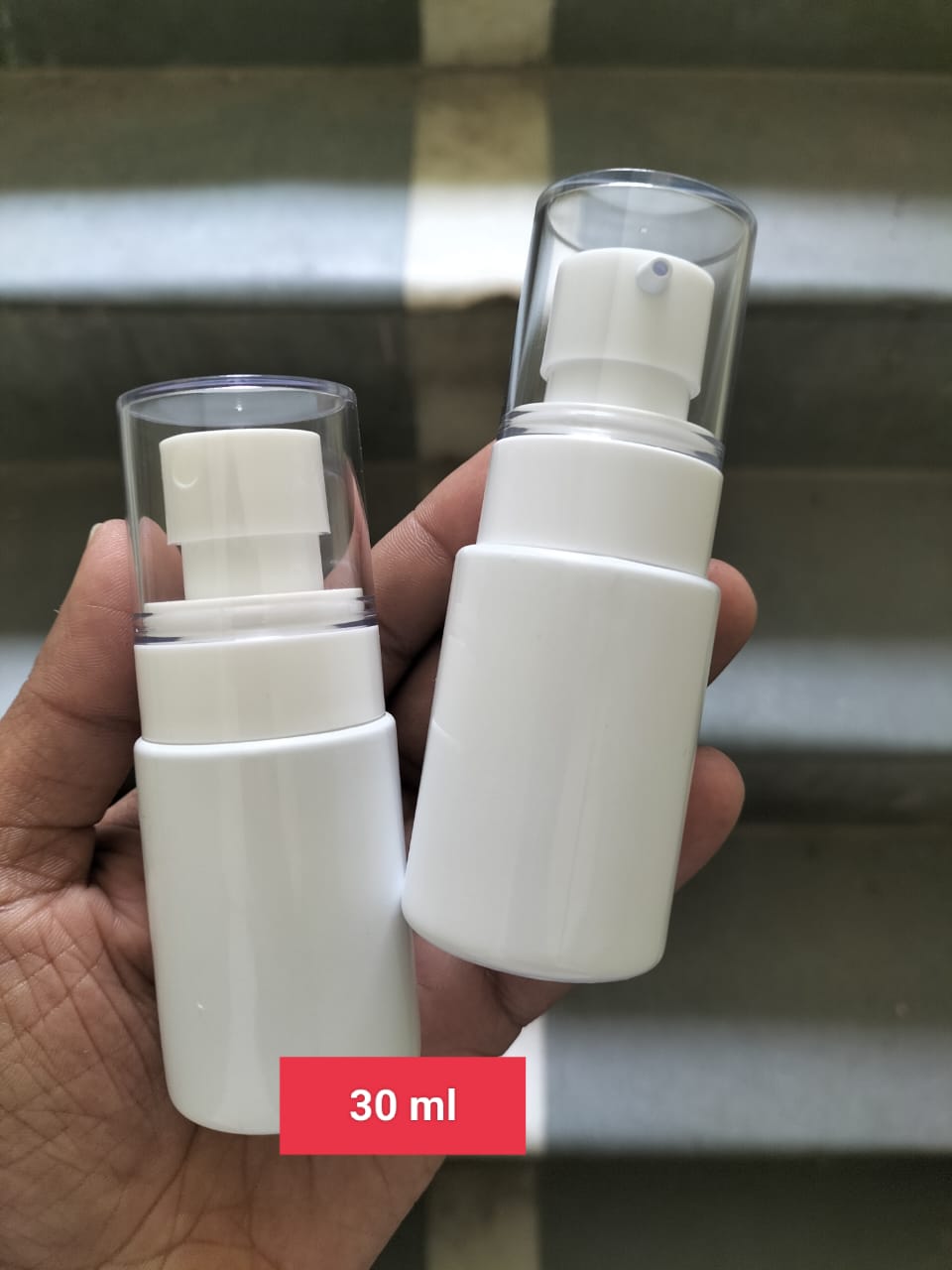 Flat Shoulder White Glass Bottle with Spray/ Beak Pump- 30ml