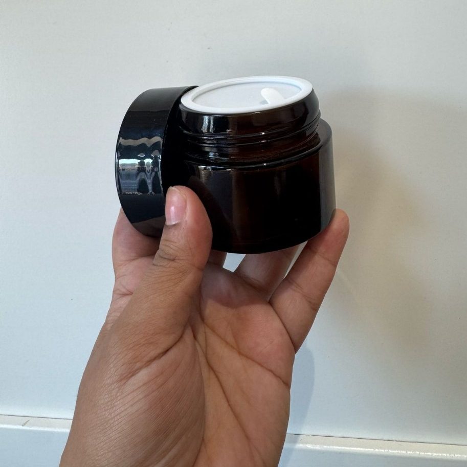 100g Amber Glass Jar + Black Cap + Inner Lid