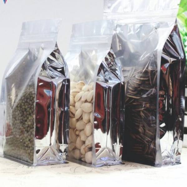 1 Side Transparent - 1 Side Metallic Silver 3D Flat Bottom Pouch with Zipper (Clear/ Silver)